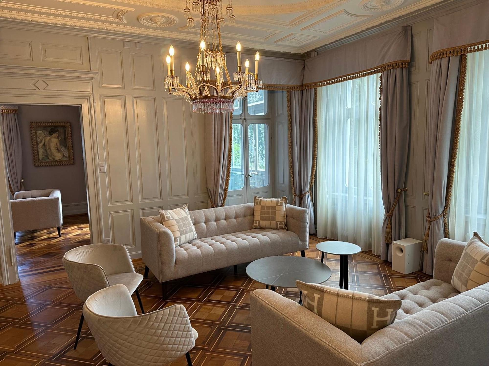 Entire Zurich Villa, Your Private Luxury Escape With In House Staff Buitenkant foto