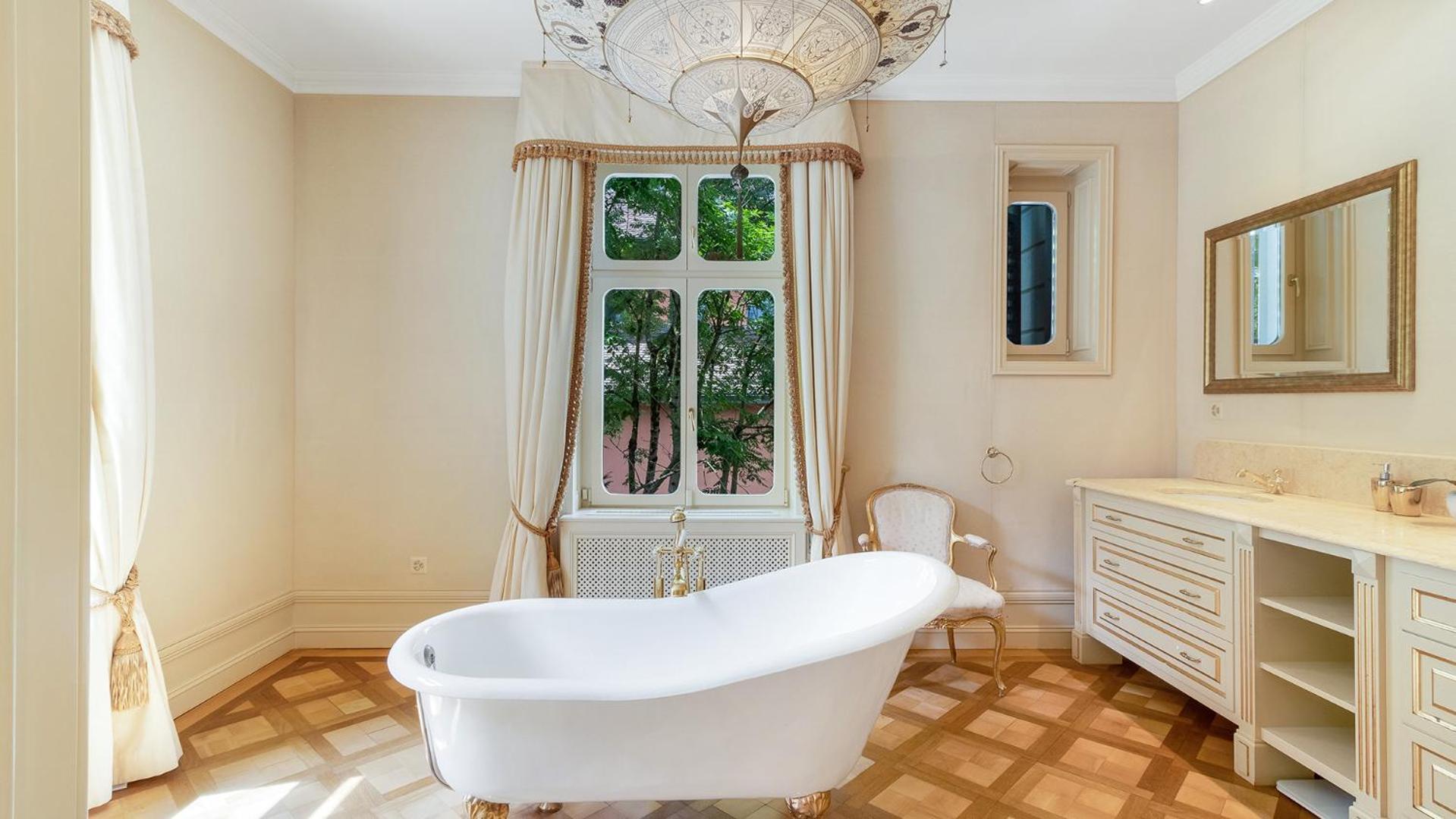 Entire Zurich Villa, Your Private Luxury Escape With In House Staff Buitenkant foto