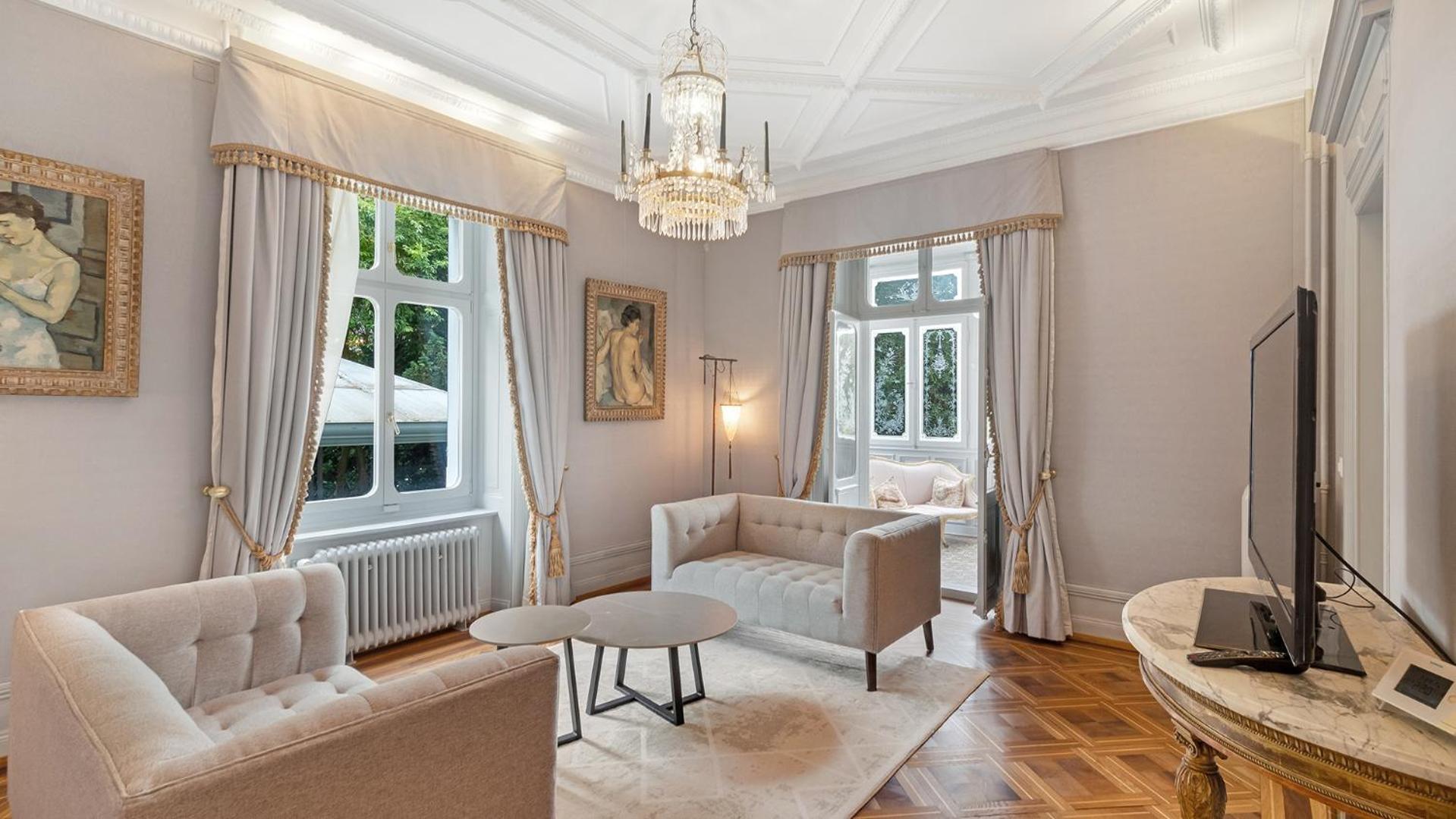 Entire Zurich Villa, Your Private Luxury Escape With In House Staff Buitenkant foto